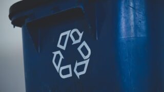 リサイクル業界とは？リユースとの違いや業界売り上げランキングトップ5も解説！